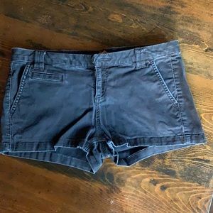 Black express shorts